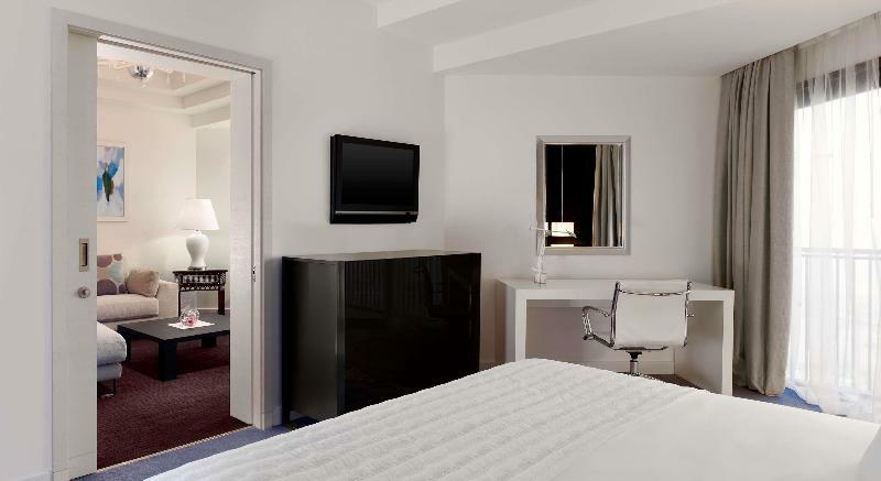The Laguardia Hotel Nowy Jork Zewnętrze zdjęcie